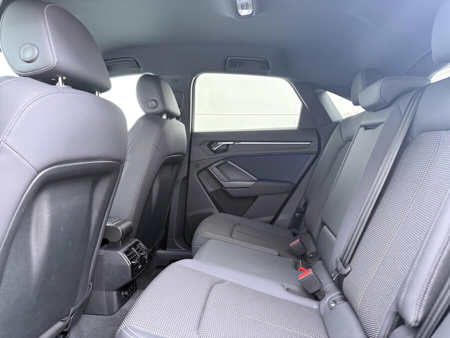 Audi Q3 Sportback 45 TFSIe S-line