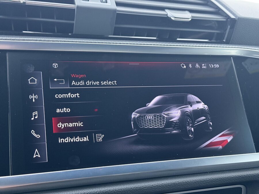 Audi Q3 Sportback 45 TFSIe S-line