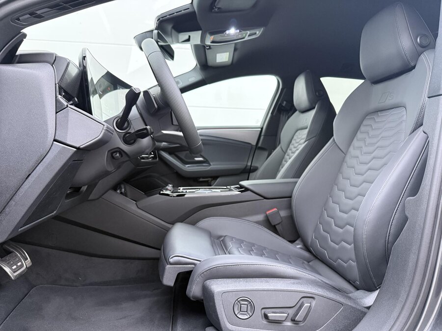Audi A6 Avant e-tron S-line 83 kWh