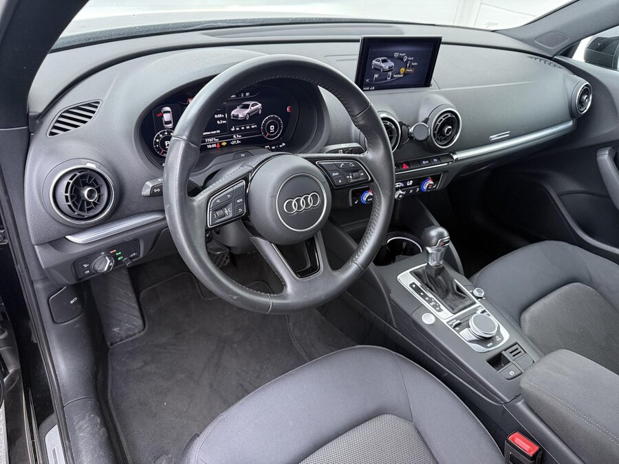 Audi A3 Limousine 35 TFSI S-line