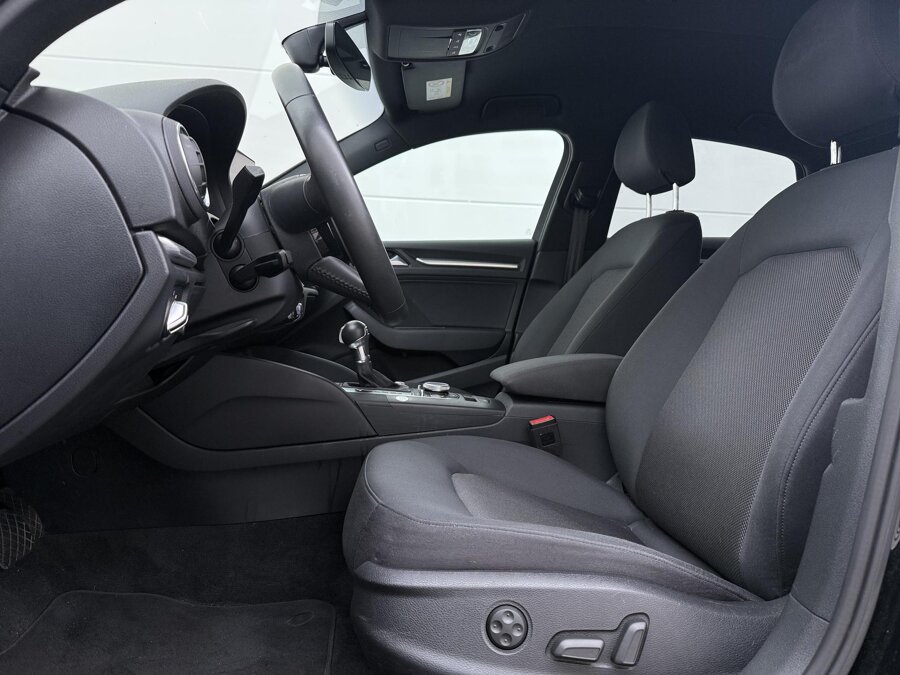Audi A3 Limousine 35 TFSI S-line