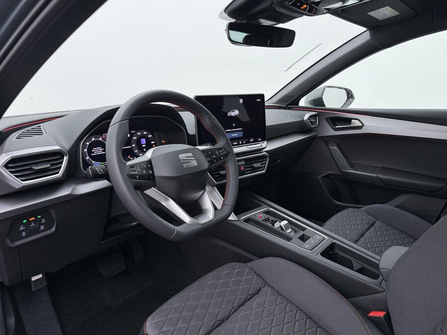 SEAT Leon Sportstourer FR Business 1.5 TSI eHybrid 150 kW / 204 PK