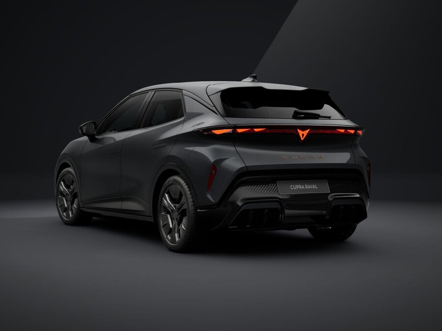 CUPRA Raval Business First Edition 155 kW / 211 PK