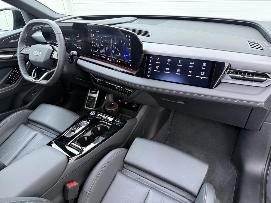 Audi Q6 e-tron S-line 83 kWh
