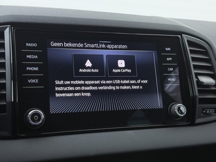 Škoda Karoq Business Edition 1.5 TSI 110 kW / 150 PK