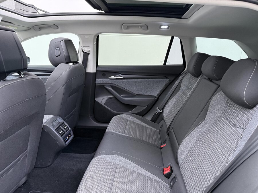 Škoda Superb Combi 1.5 TSI MHEV First Edition