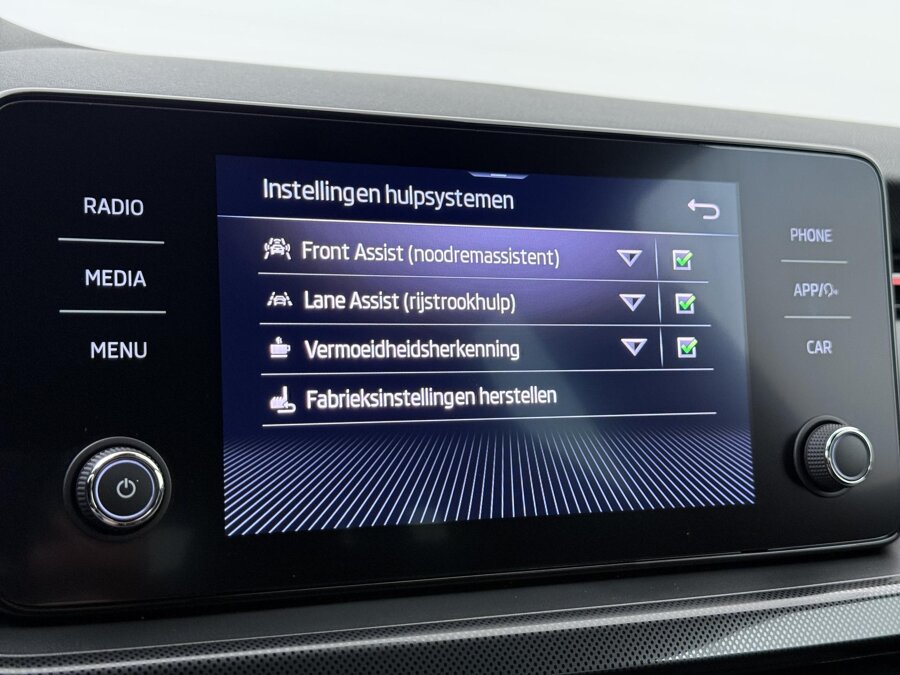 Škoda Scala 1.0 TSI Sport Business