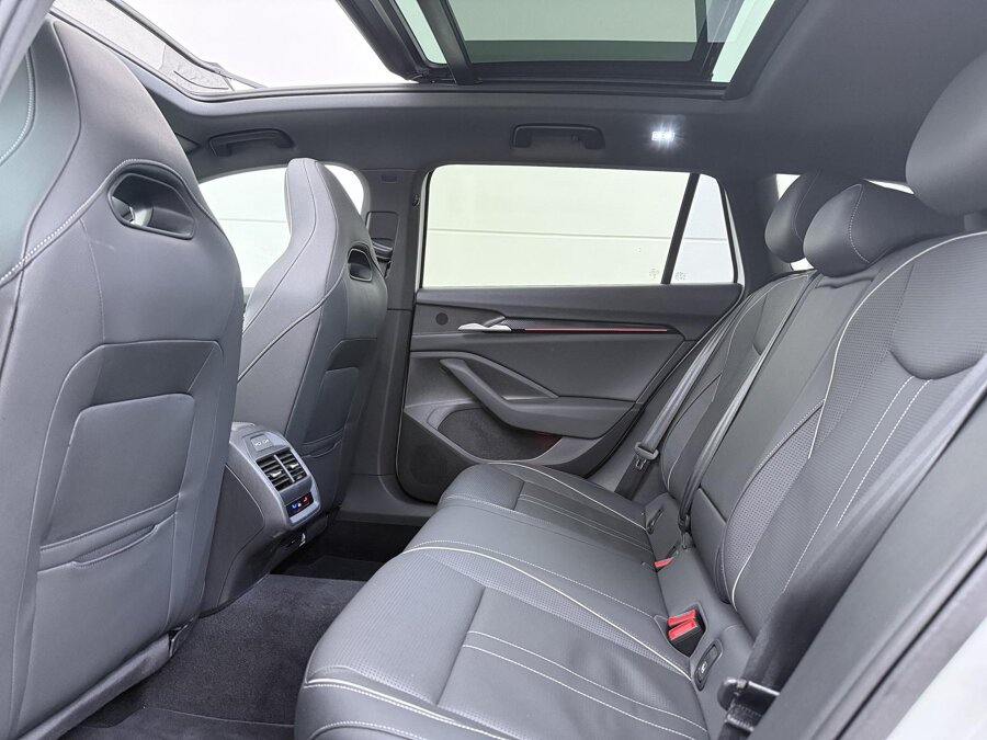 Škoda Superb Combi 1.5 TSI PHEV Sportline