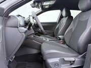 Volkswagen T-Roc R-Line First Edition 1.5 eTSI 110 kW / 150 PK
