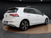 Volkswagen Golf 1.5 eHybrid Style