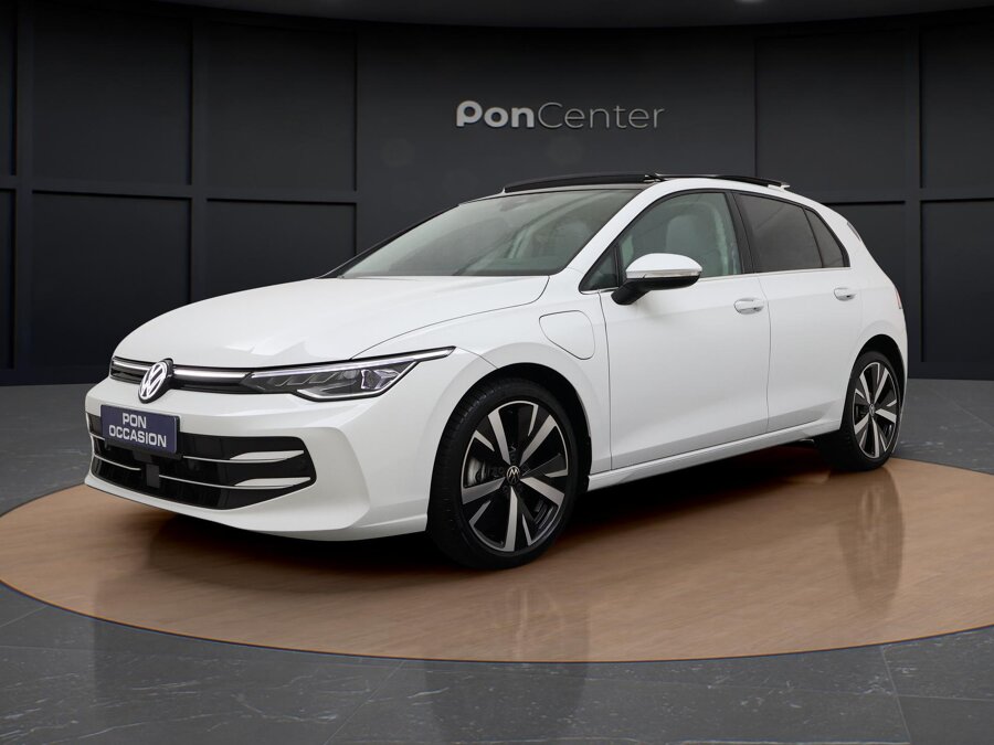 Volkswagen Golf 1.5 eHybrid Style