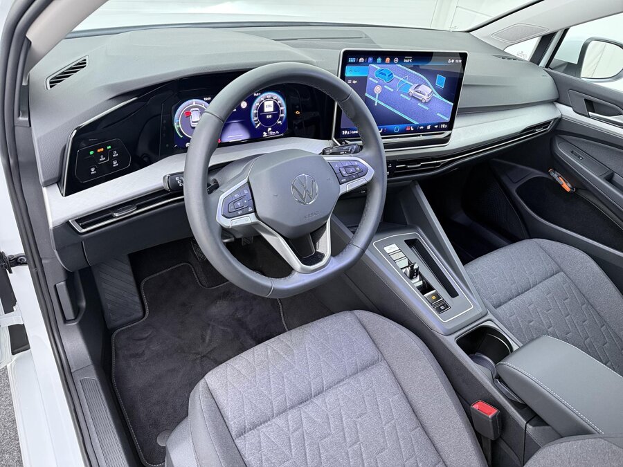 Volkswagen Golf 1.5 eHybrid Life