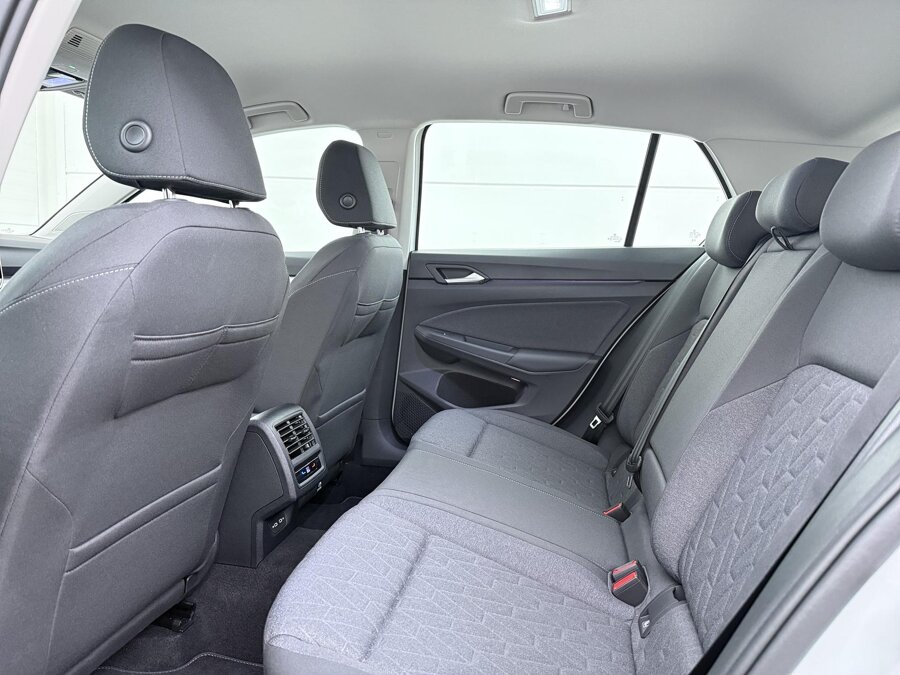 Volkswagen Golf 1.5 eHybrid Life