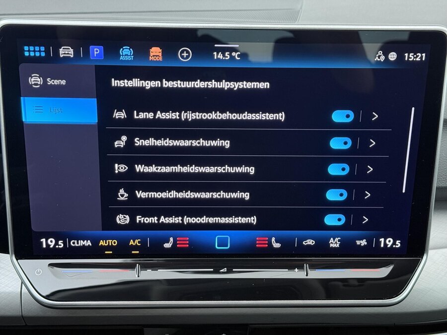 Volkswagen Golf 1.5 eHybrid Life