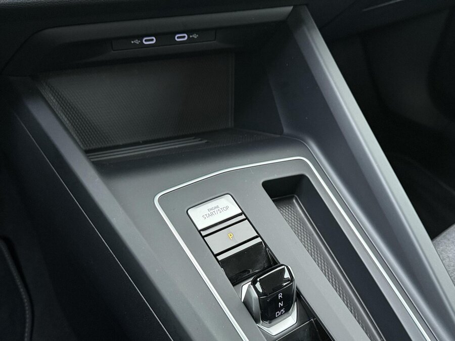 Volkswagen Golf 1.5 eHybrid Life