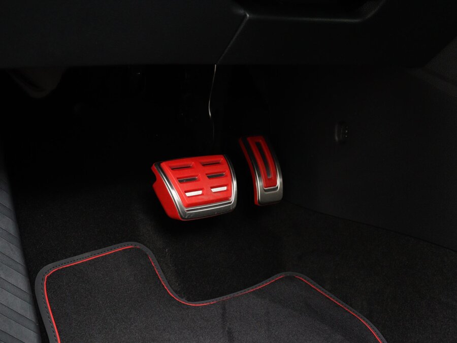 Volkswagen Golf GTI Clubsport Edition 50 2.0 TSI 239 kW / 325 PK