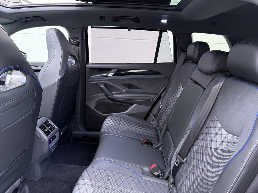Volkswagen Tayron 1.5 eHybrid R-Line