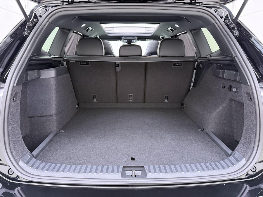 Volkswagen Tayron 1.5 eHybrid R-Line