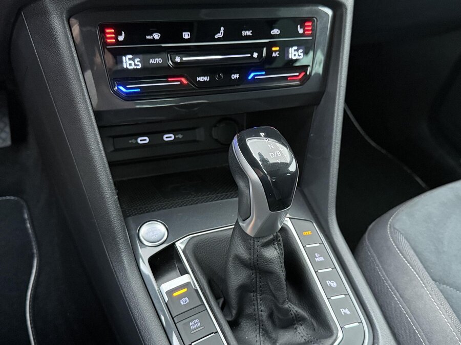 Volkswagen Tiguan 1.4 TSI eHybrid Elegance