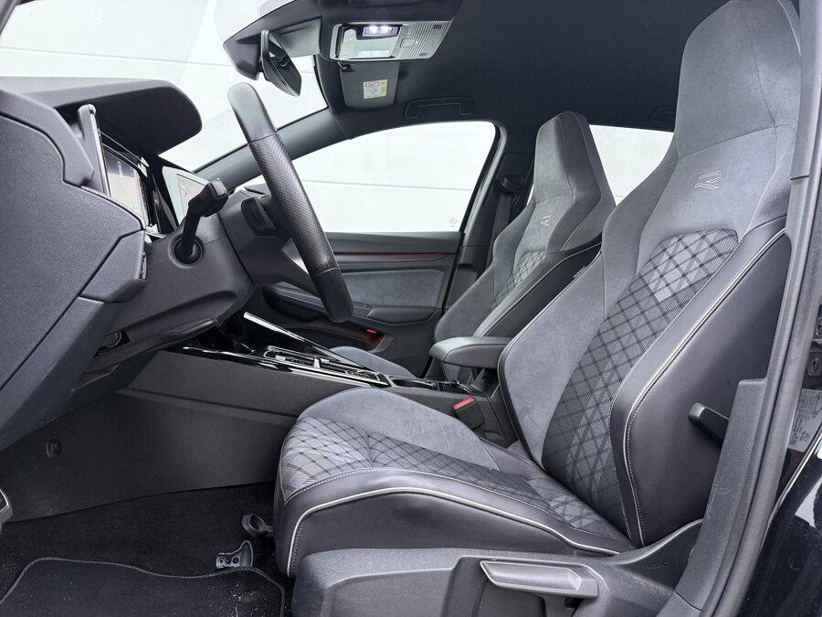 Volkswagen Golf Variant 1.5 eTSI R-Line