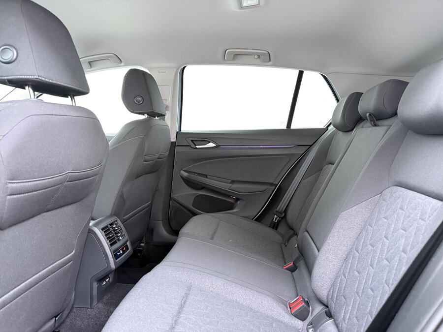 Volkswagen Golf 1.5 eHybrid Life