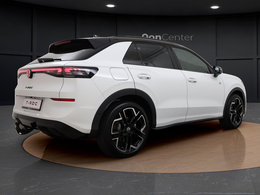 Volkswagen T-Roc R-Line First Edition 1.5 eTSI 110 kW / 150 PK