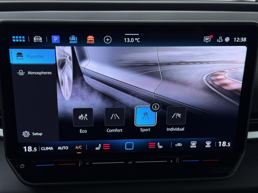 Volkswagen T-Roc R-Line First Edition 1.5 eTSI 110 kW / 150 PK