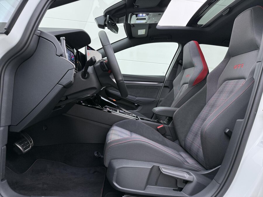 Volkswagen Golf 2.0 TSI GTI