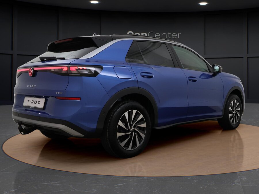 Volkswagen T-Roc Life First Edition 1.5 eTSI 85 kW / 116 PK