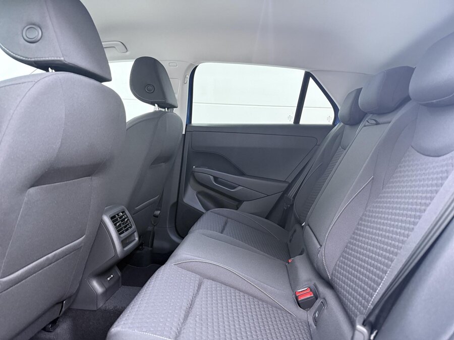 Volkswagen T-Roc Life First Edition 1.5 eTSI 85 kW / 116 PK