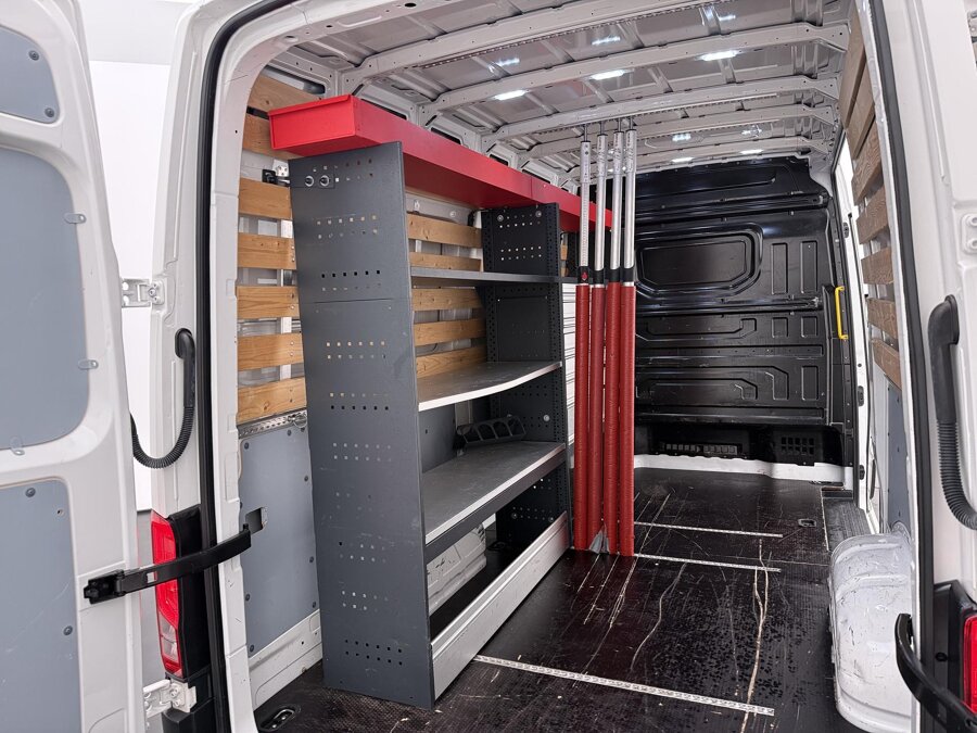 Volkswagen Bedrijfswagens Crafter 35 2.0 TDI 140 PK Aut. L3H3 Comfortline