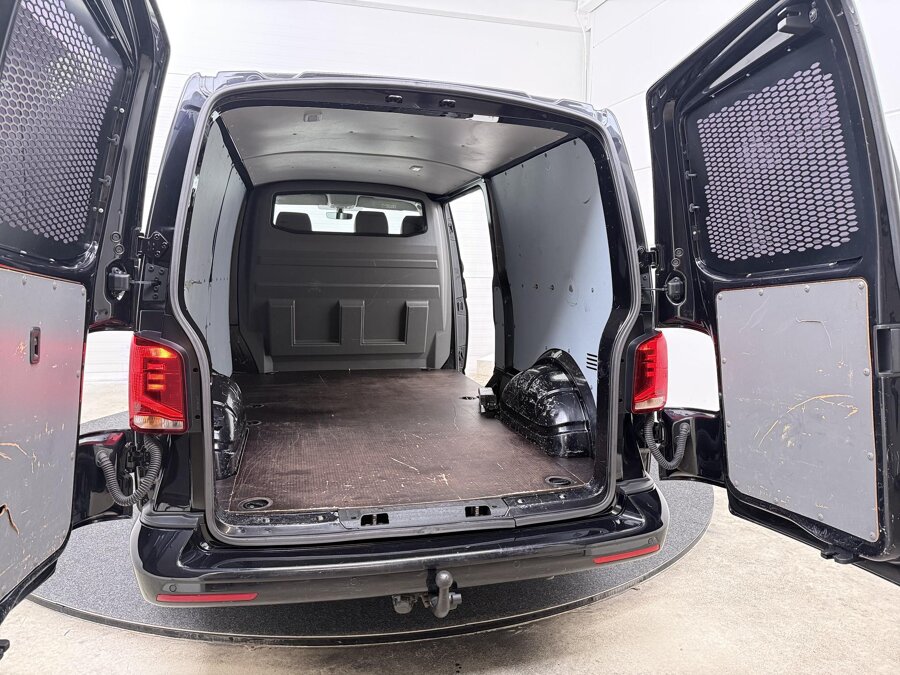 Volkswagen Bedrijfswagens Transporter 2.0 TDI L2H1 28