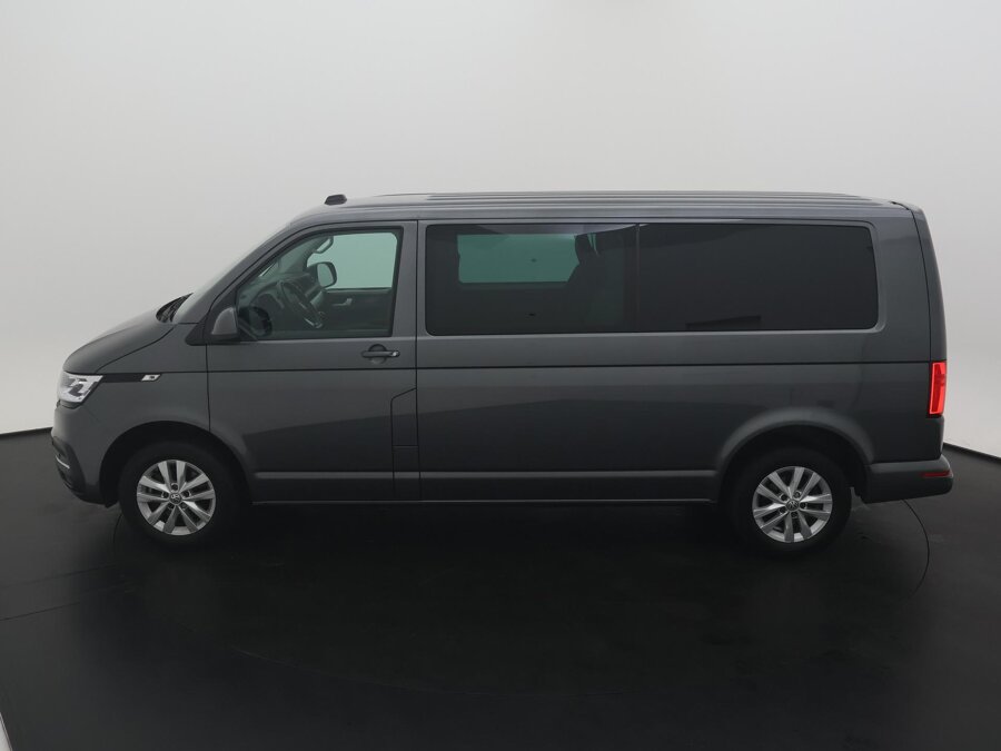 Volkswagen Bedrijfswagens Transporter 2.0 TDI 150 PK L2H1 30 DC Highline
