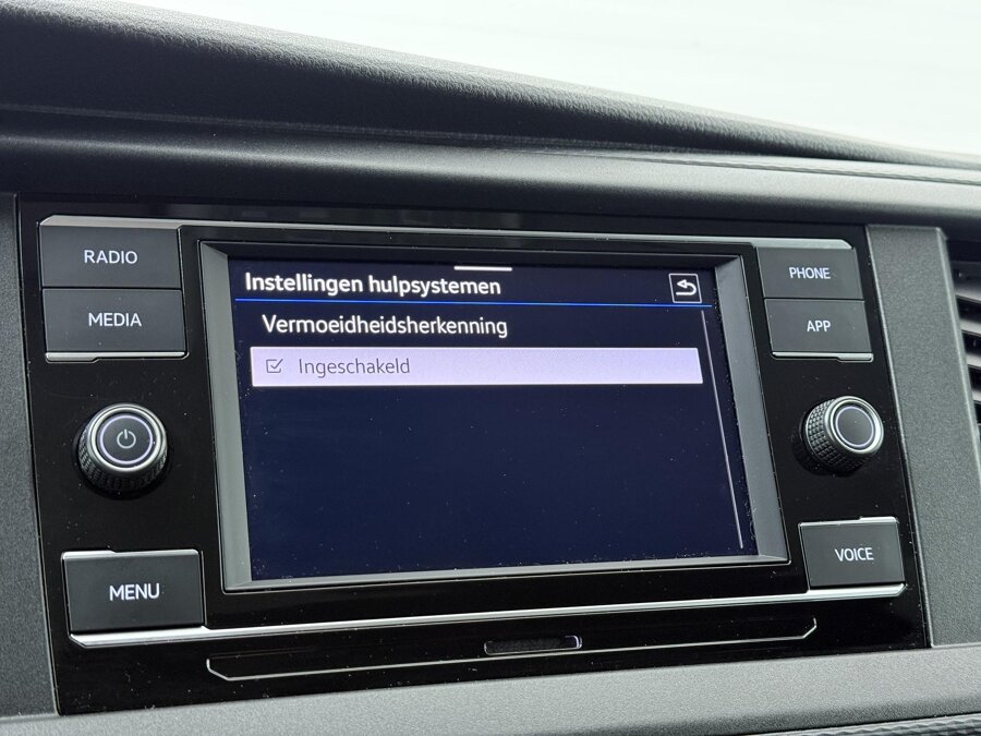 Volkswagen Bedrijfswagens Transporter 2.0 TDI L2H1 28
