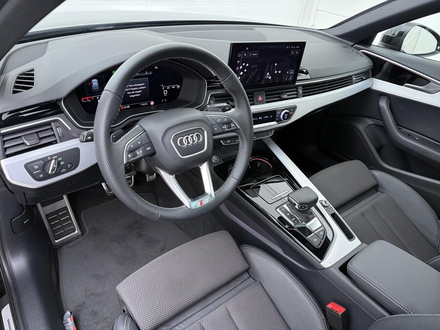 Audi A4 Avant 35 TFSI S-line
