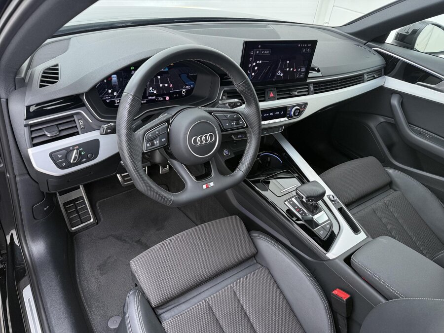Audi A4 Avant 35 TFSI S-line