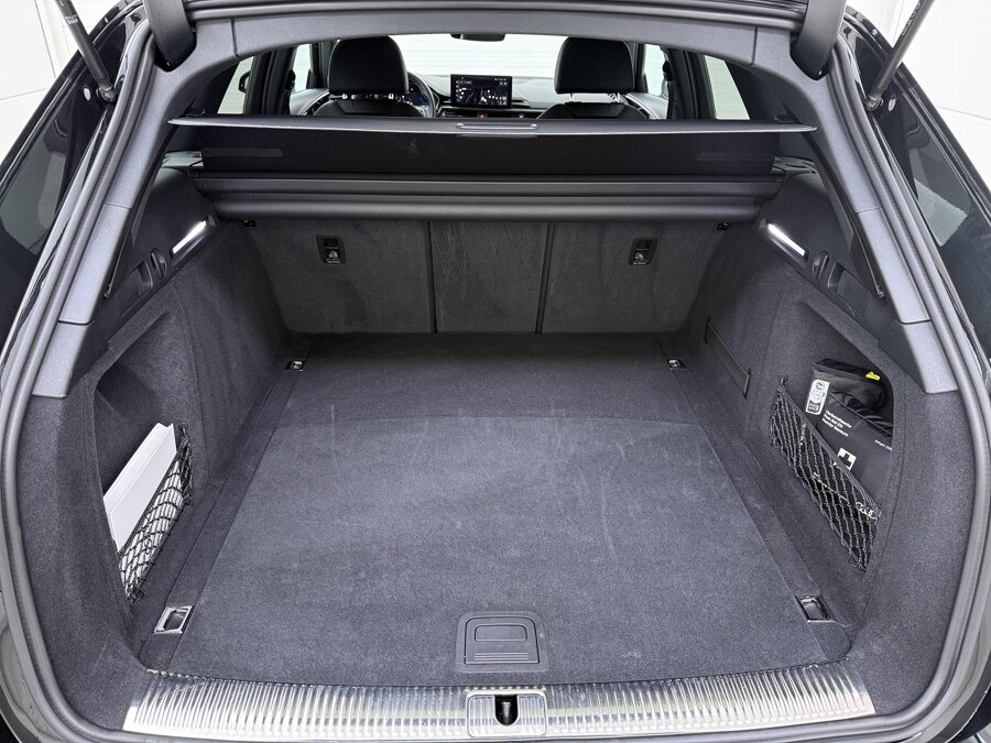 Audi A4 Avant 35 TFSI S-line