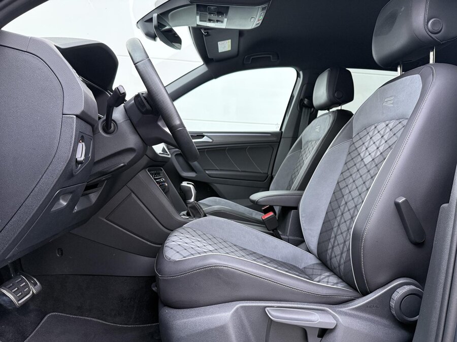 Volkswagen Tiguan 1.4 TSI eHybrid R-Line Business