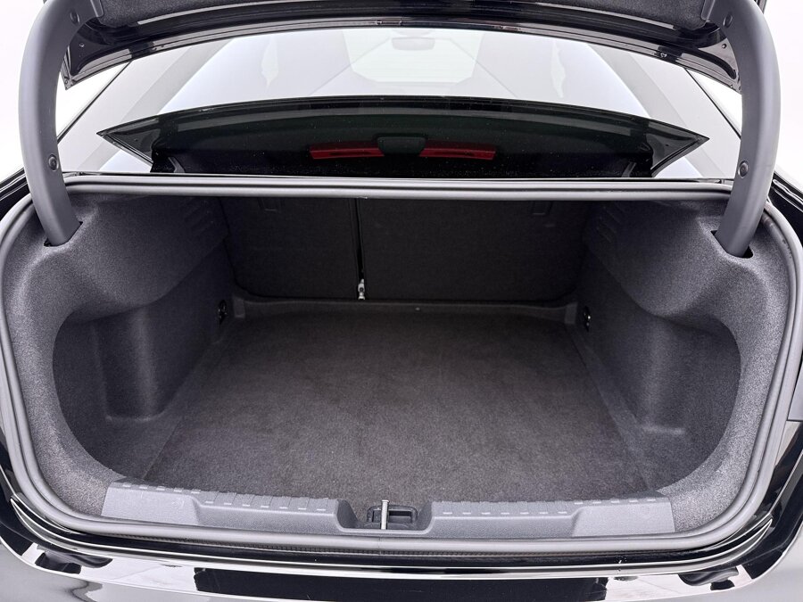 Audi A3 Limousine 30 TFSI S edition