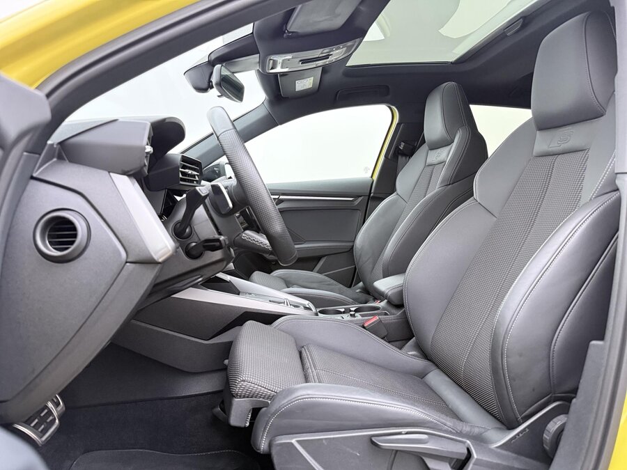 Audi A3 Sportback 30 TFSI S edition
