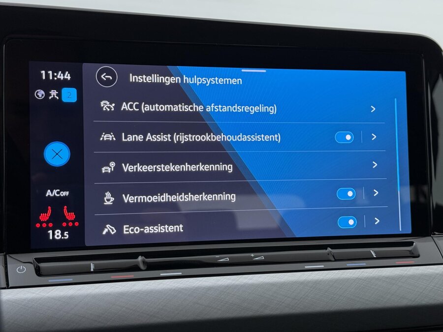 Volkswagen Golf Variant 1.5 eTSI Life