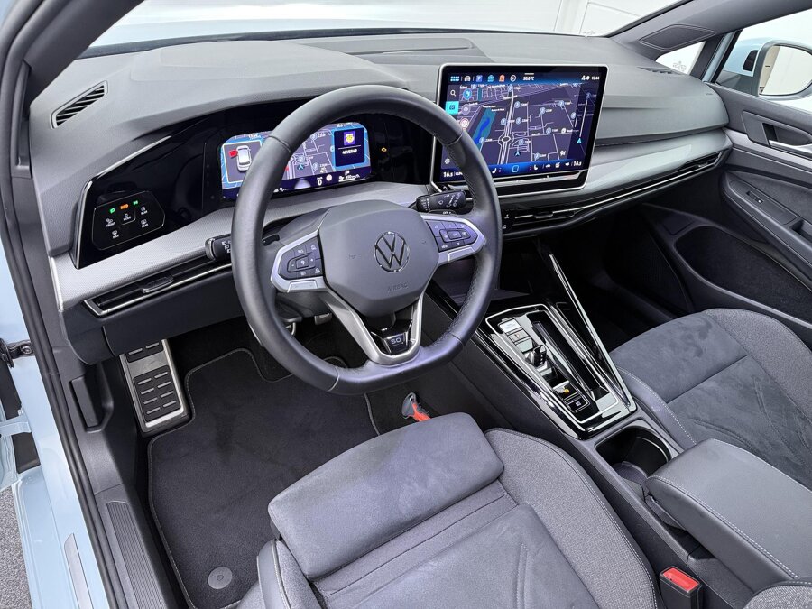 Volkswagen Golf 1.5 eHybrid 50 Edition