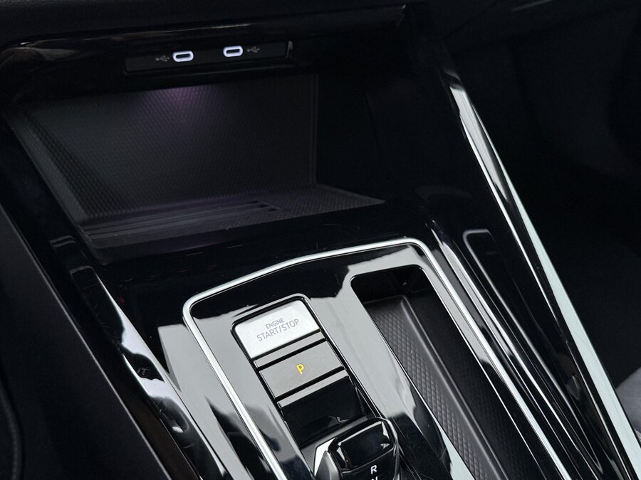 Volkswagen Golf 1.5 eHybrid 50 Edition