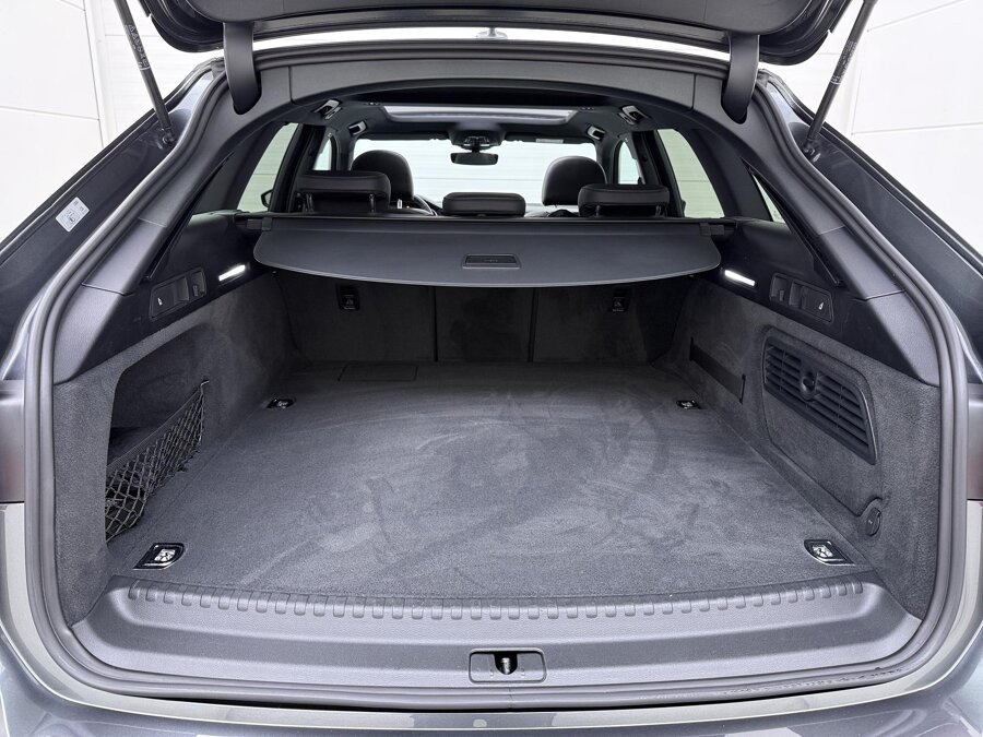 Audi A6 Avant 55 TFSIe S-line Quattro
