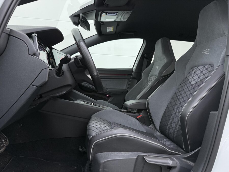Volkswagen Golf Variant 1.5 eTSI R-Line