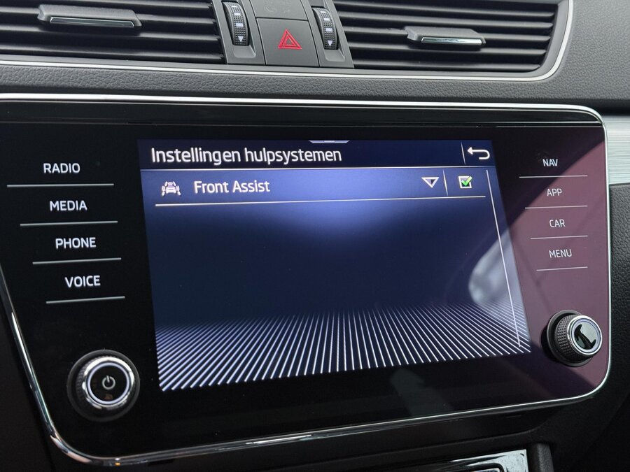 Škoda Superb Combi 1.4 TSI iV Ambition