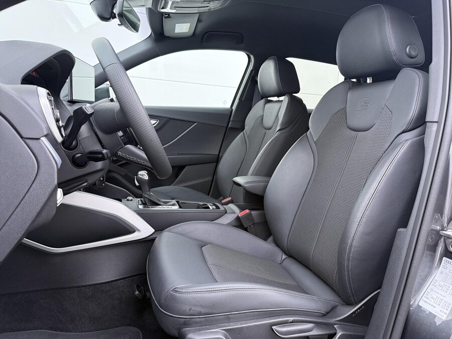 Audi Q2 35 TFSI S-line