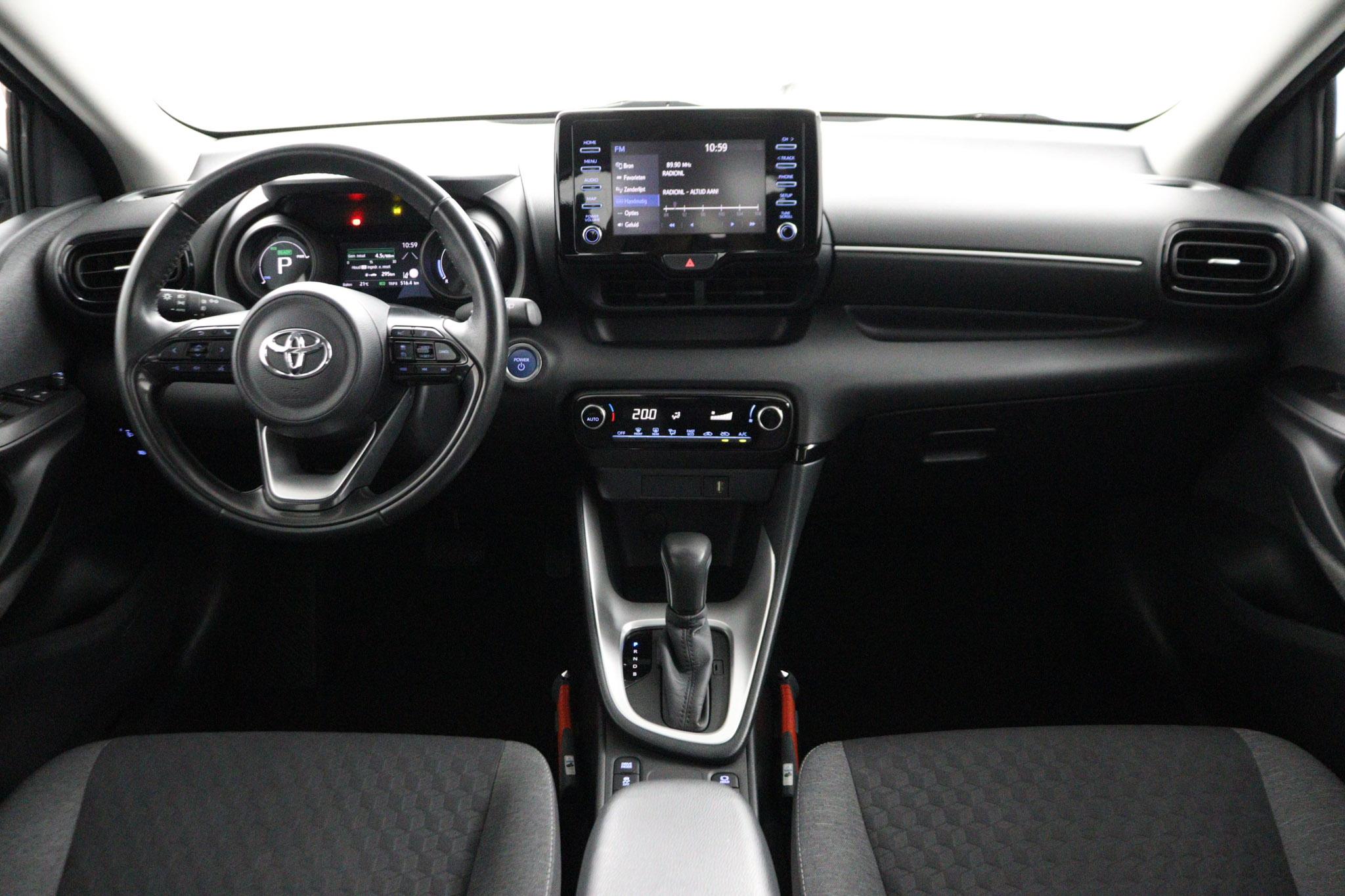 Toyota Yaris 1.5 Hybrid First Edition - Afbeelding 4