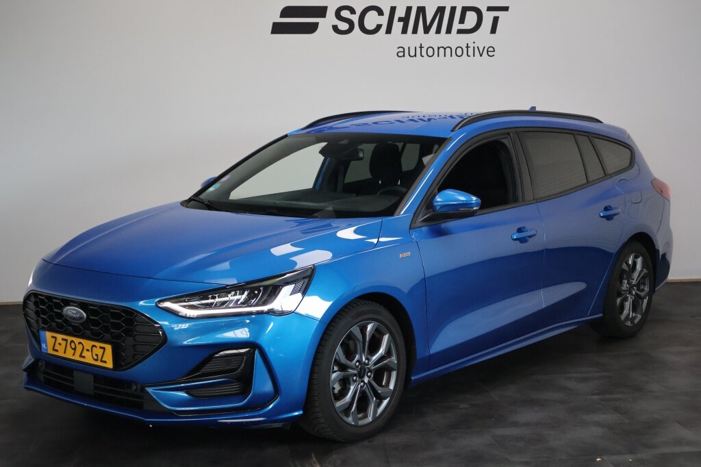 Ford Focus Wagon 1.0 EBH ST Line 125pk | Carplay | LED | Navigatie