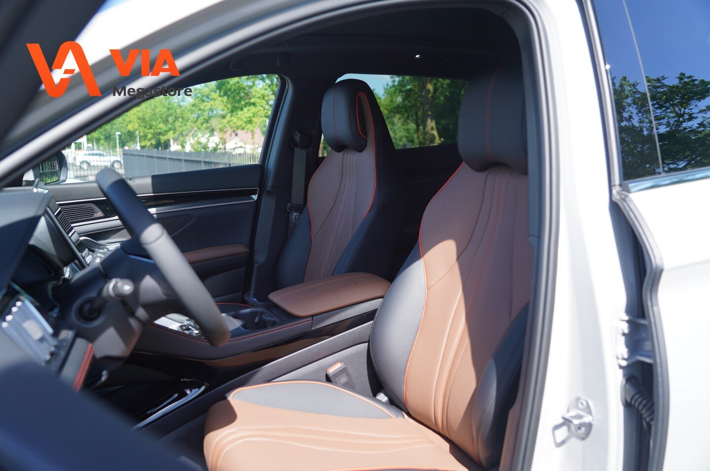 BYD SEAL U 1.5i PHEV (160 kW) BOOST | Boundless Cloud | Bruin Leer | Rijklaar | Navi | Pano | Full Options. - Afbeelding 4